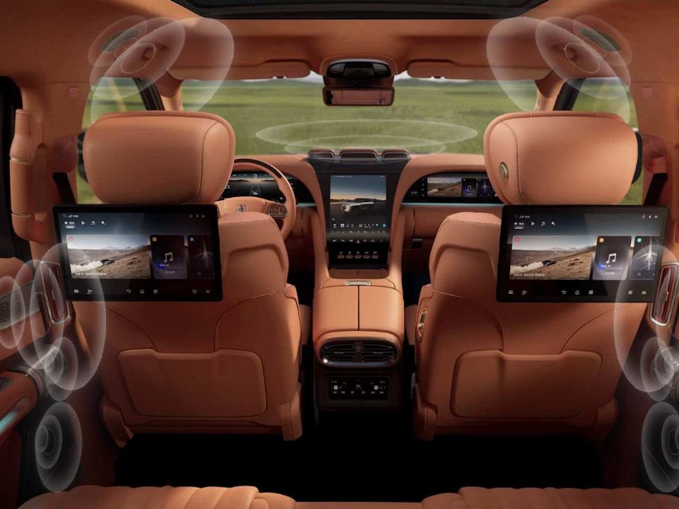 BYD U8 2024