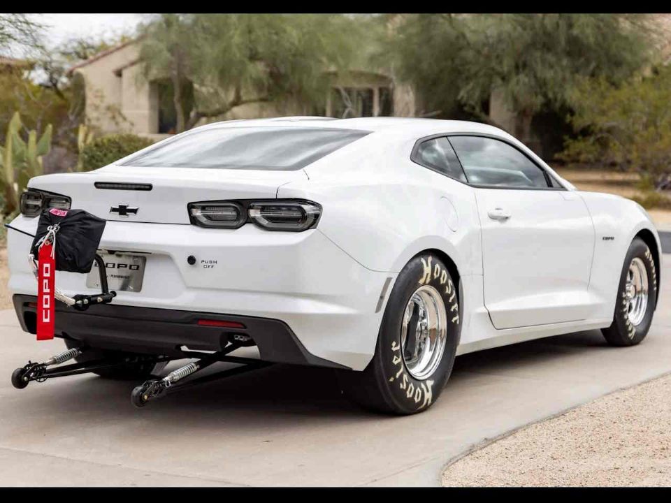 Chevrolet�Camaro 2023 - �ngulo traseiro
