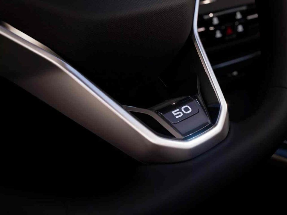 Volkswagen�Golf 2024 - volante