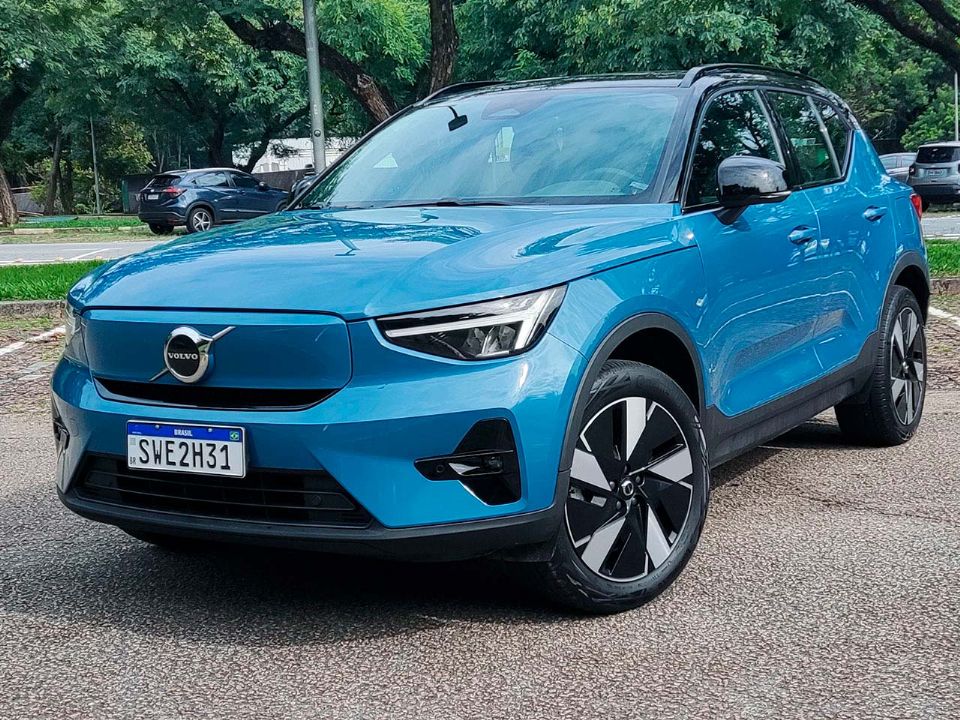 Volvo�XC40 2024 - �ngulo frontal