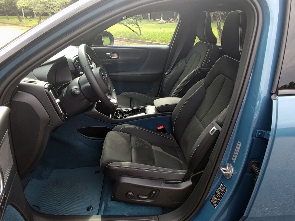 Volvo�XC40 2024 - bancos dianteiros
