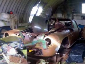 Raro Maserati Mistral dos anos 60 � abandonado em ferro velho