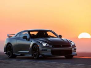 E o sol se p�e para o Nissan GT-R, que vai sair de linha at� o fim  do m�s
