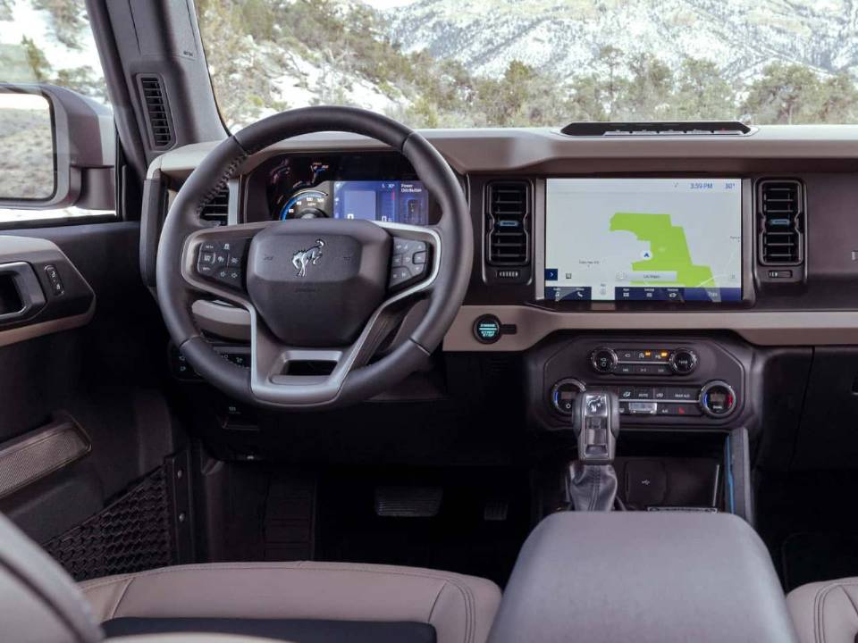 Ford Bronco V6