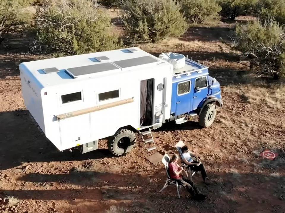 Mercedes-Benz LA 1113 B Camper