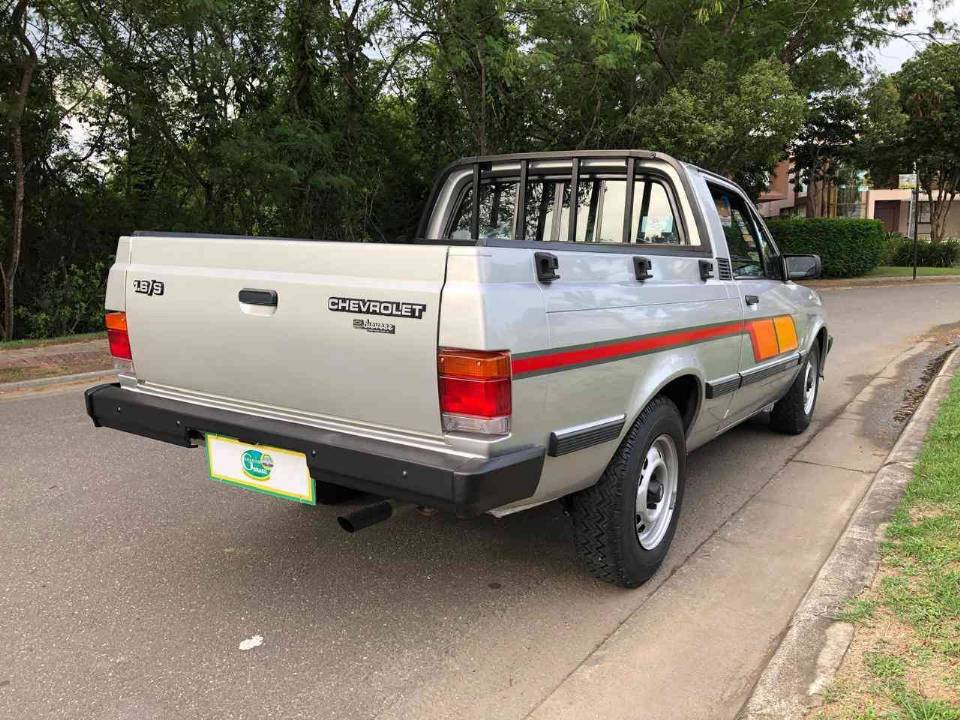Chevrolet Chevy 500 DL 1991