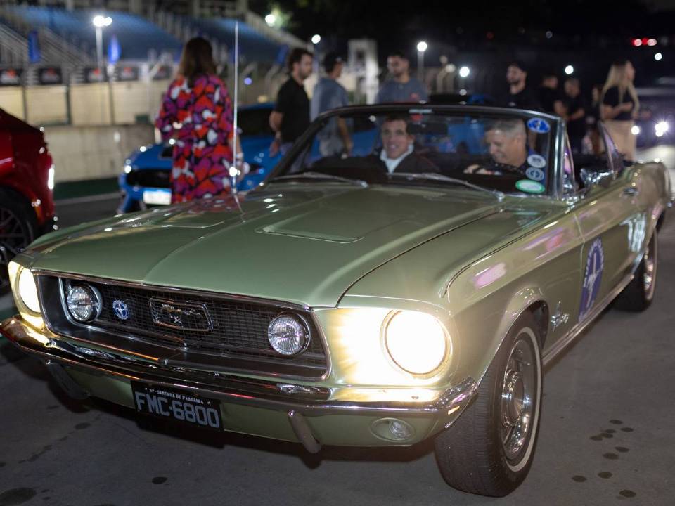 Ford Mustang faz 60 anos com um grande legado na história do automóvel