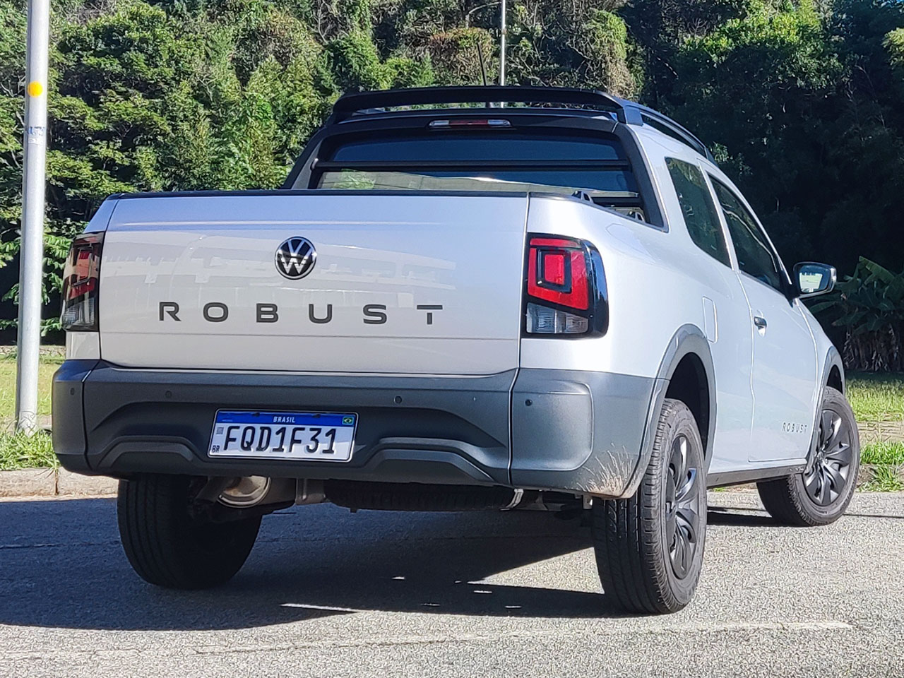 VolkswagenSaveiro 2025 - ngulo traseiro