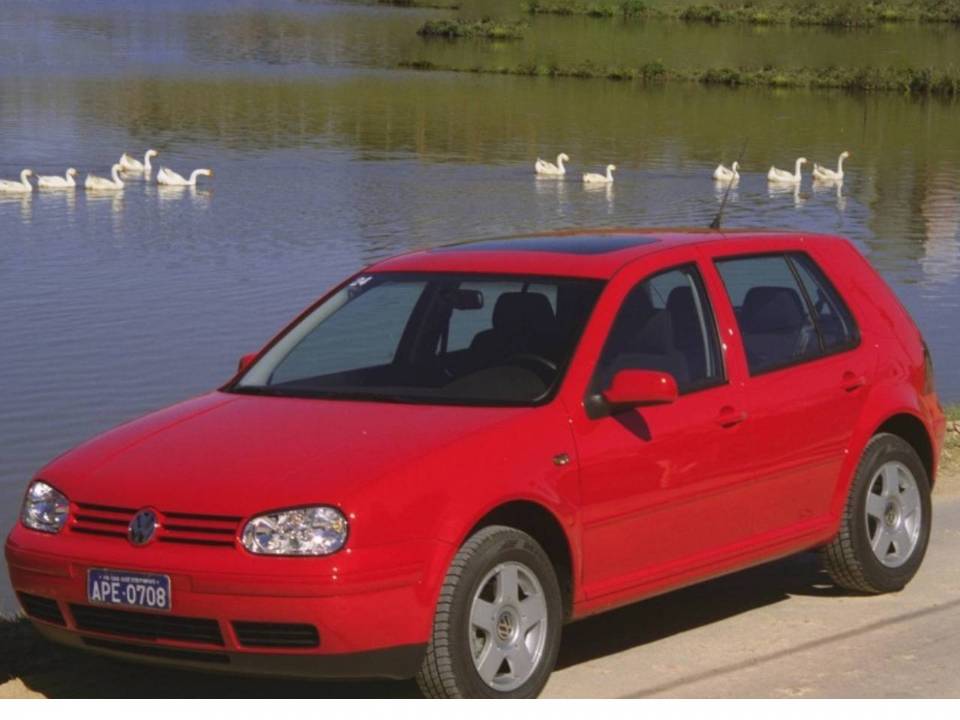 VW Golf 1999 da primeira leva que foi fabricada no Brasil há 25 anos quando surgiu a coluna Alta Roda