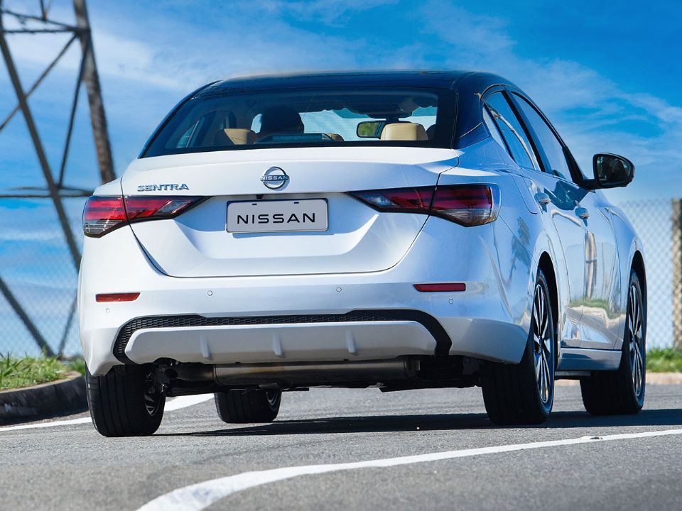 Nissan�Sentra 2025 - �ngulo frontal