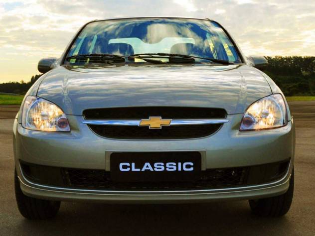 Corsa Classic: campe�o de vendas n�o escapa de reclama��es dos donos; veja as principais