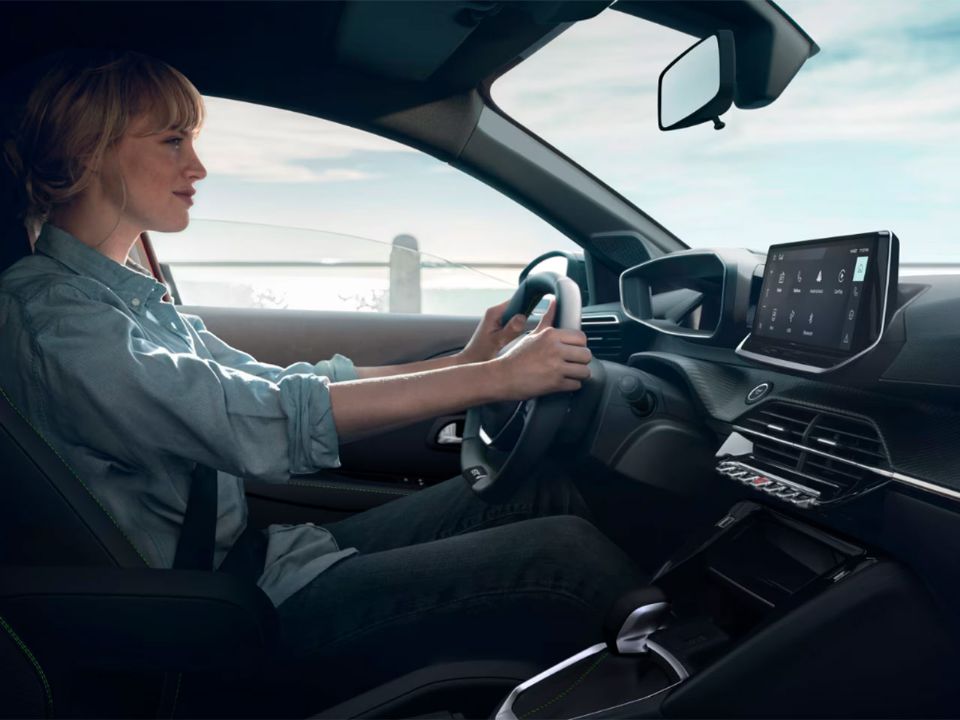 Peugeot�208 2025 - painel