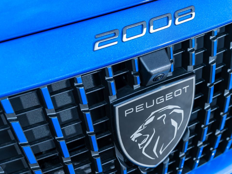 Peugeot�e-2008 2025 - outros