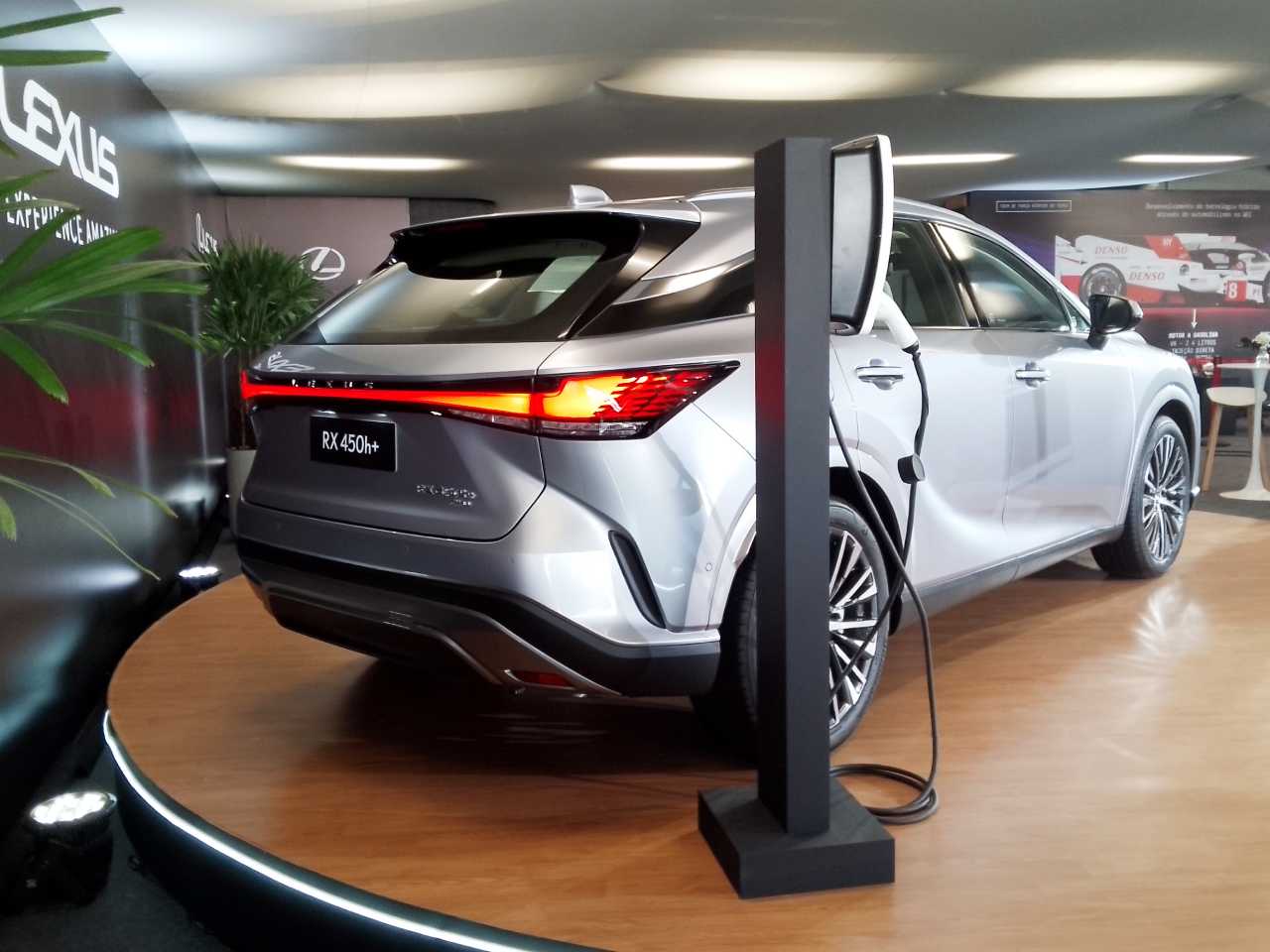 Lexus RX 450h Lexus RX 450h
