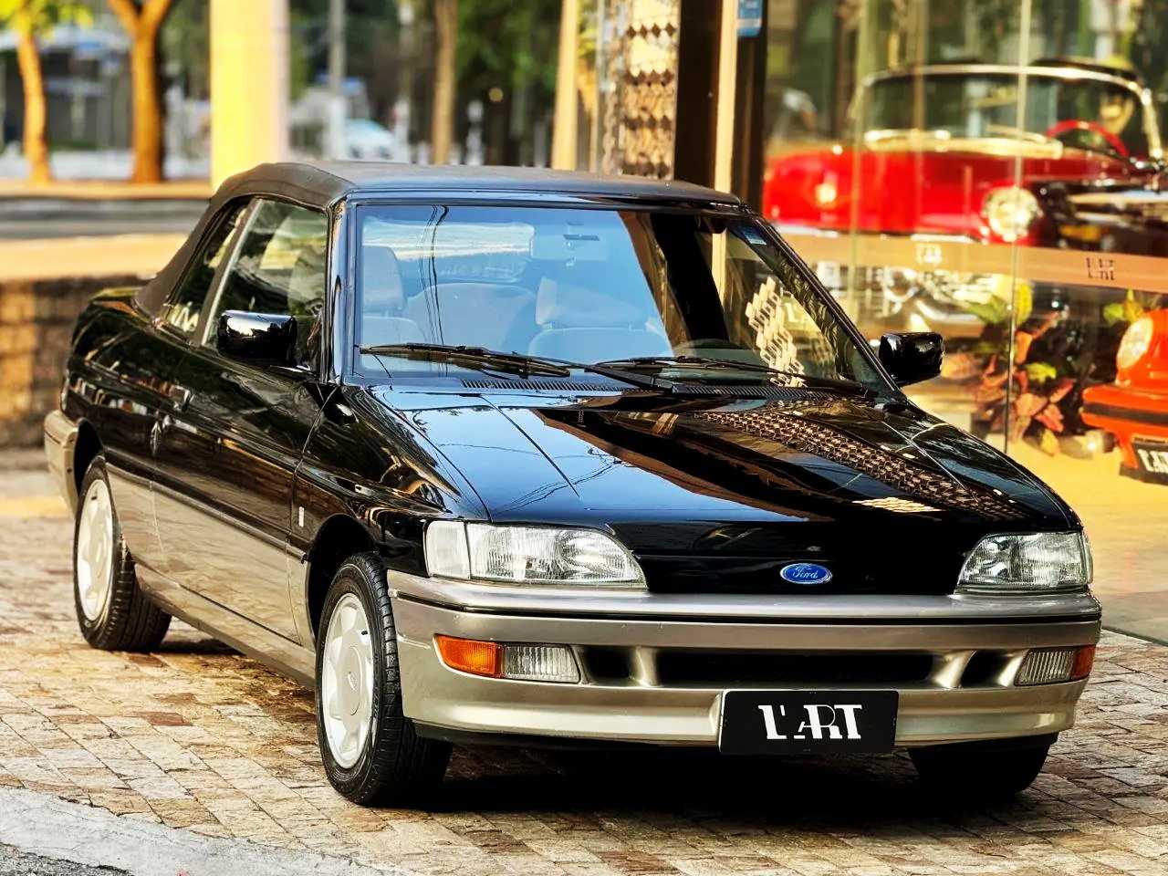 Ford Escort XR3 raro teve apenas 175 unidades e está à venda; veja ...