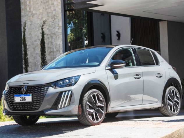Peugeot 208 desaba nas vendas em agosto no Brasil e registra menor volume em 6 anos