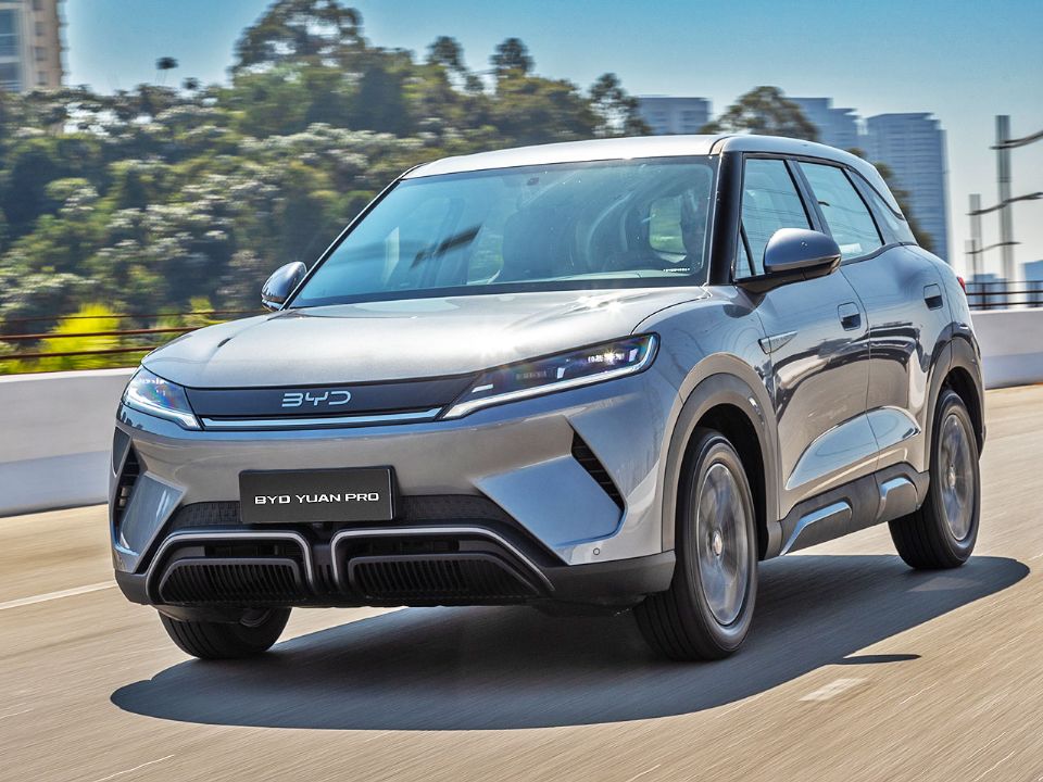 BYD�Yuan Pro 2024 - �ngulo frontal