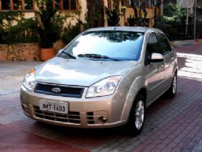 Ford Fiesta Sedan � usado espa�oso e que n�o gasta muito; veja pre�os