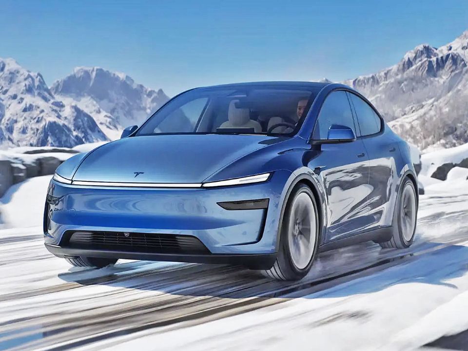Tesla�Model Y 2025 - �ngulo frontal