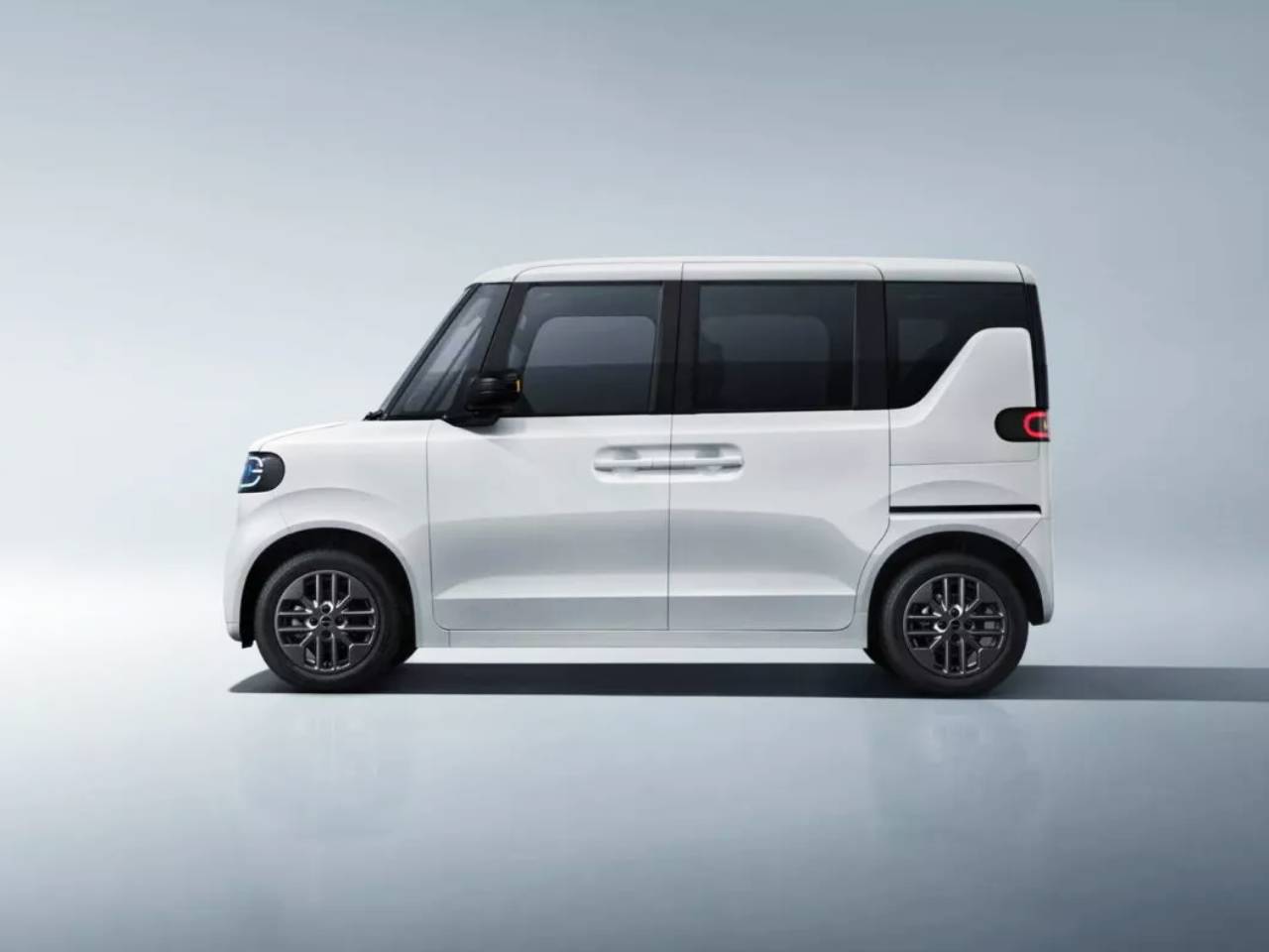 BYD Racco