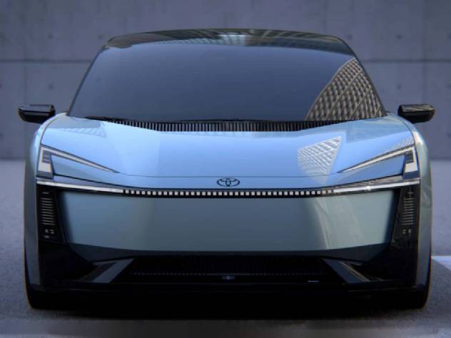 Novo Toyota Corolla surge em document�rio e antecipa como dever� ficar; veja o que apareceu
