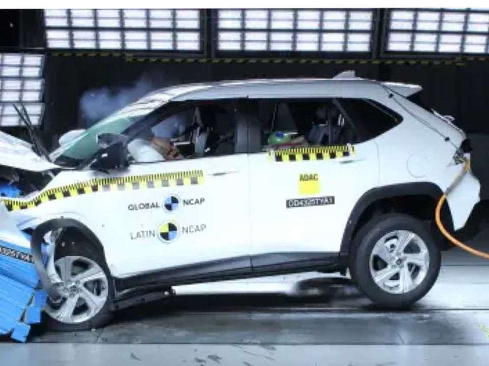 Toyota�yaris-cross 2026 - outros