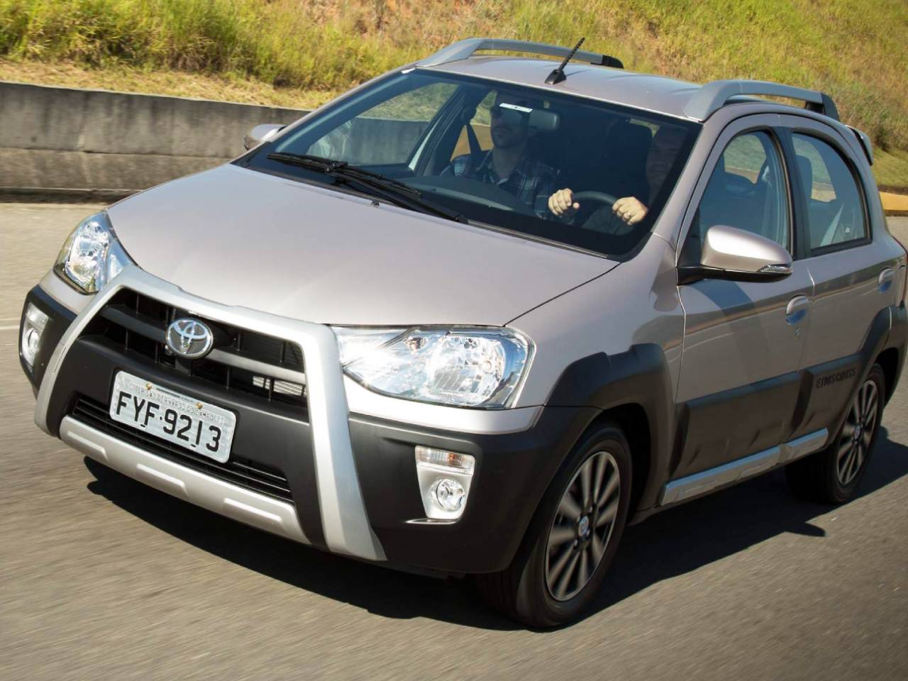 Toyota Etios Cross Toyota Etios Cross