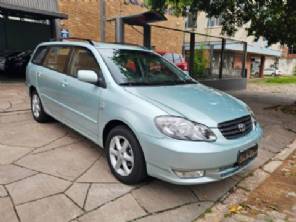 Perua Toyota Fielder 2008 parece ter sido congelada no tempo de t�o original; veja pre�o
