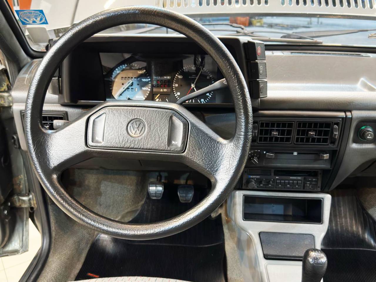 Volkswagen Voyage GL 92