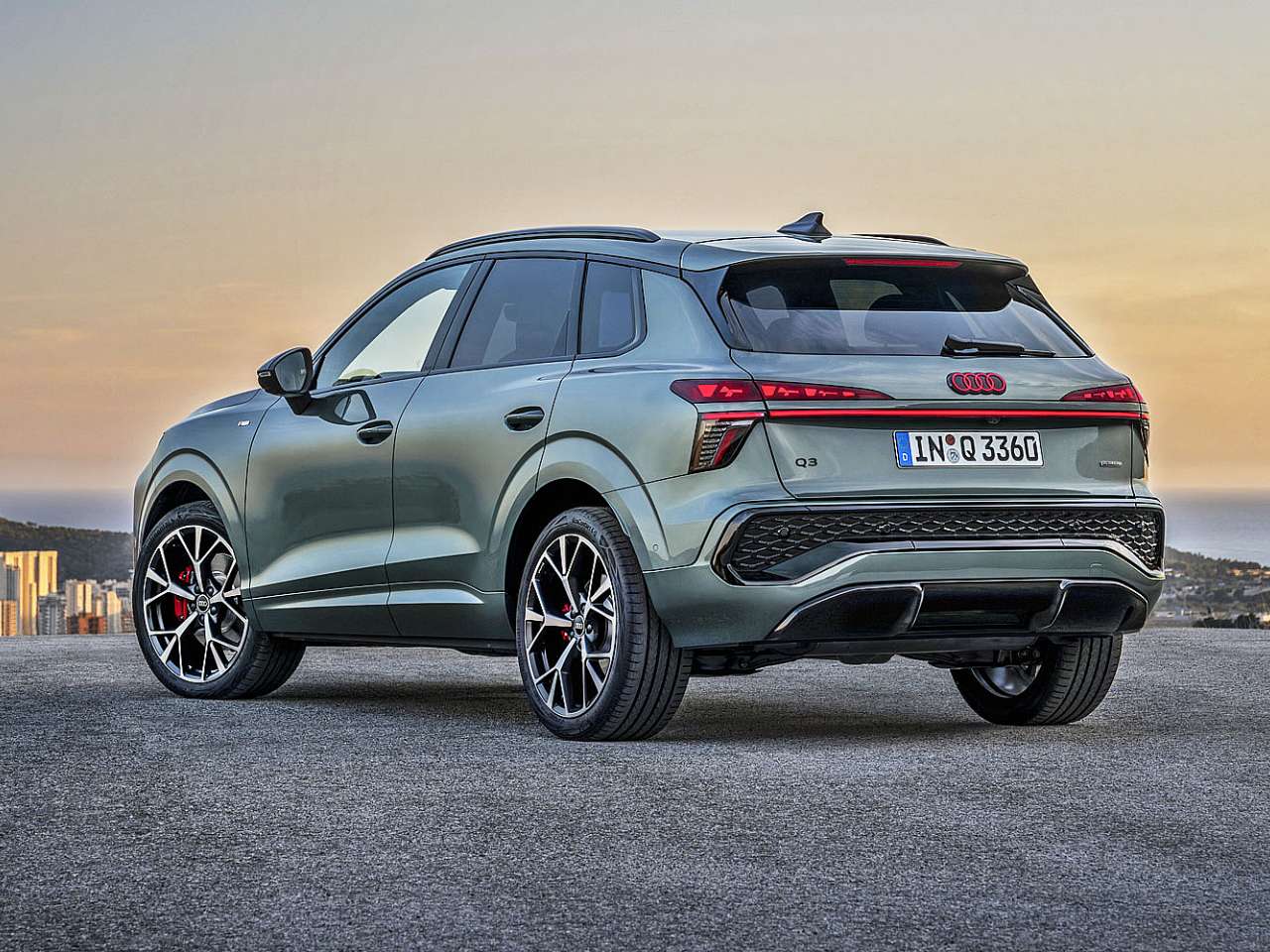 Audi�Q3 - Foto 5 de 65 - 1600 x 1200 pixels2026 - �ngulo traseiro