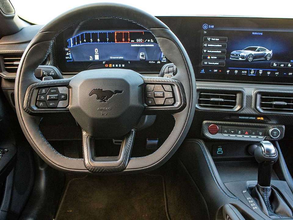 Ford�Mustang 2026 - volante