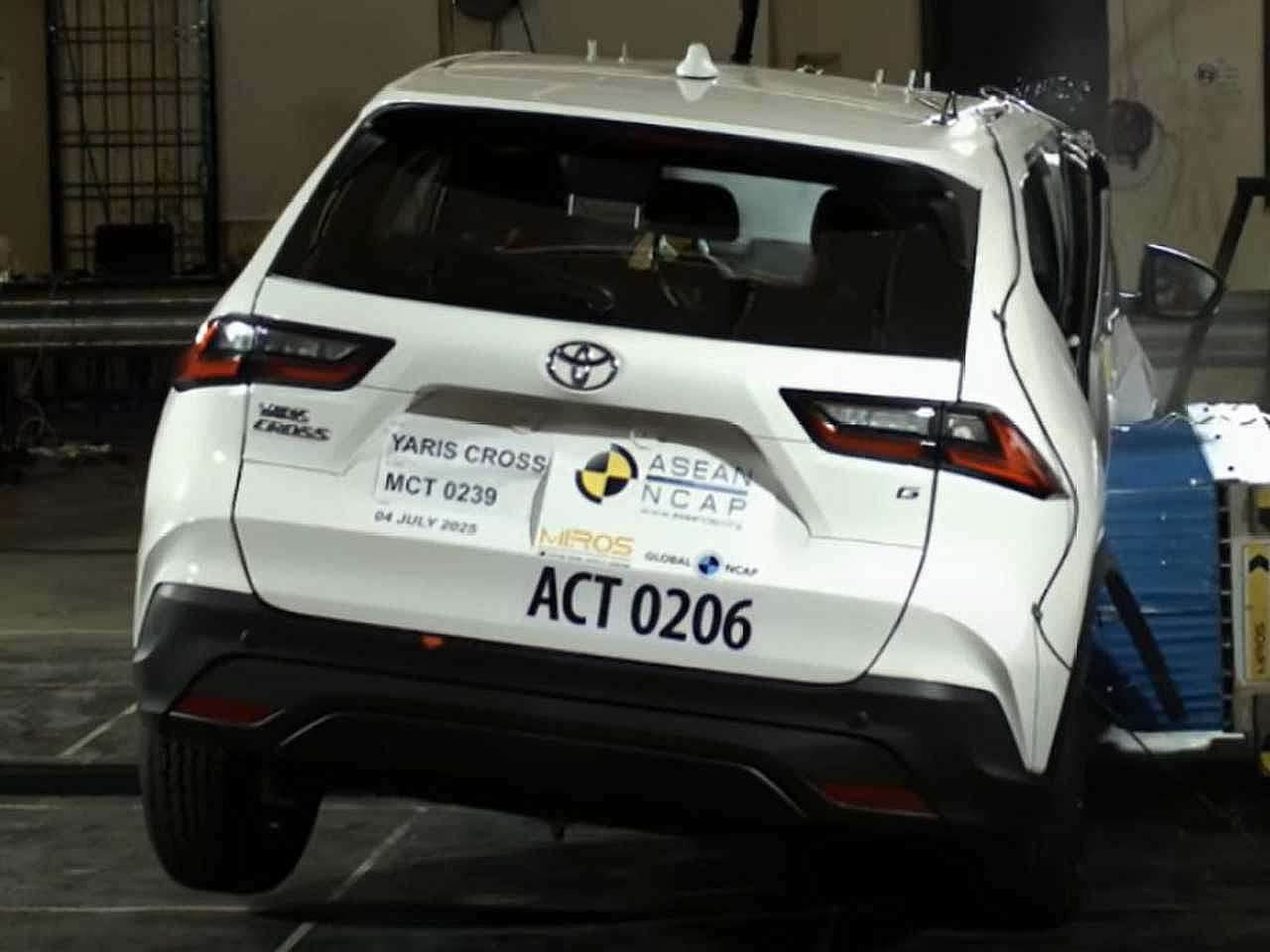 Toyota�yaris-cross 2026 - traseira
