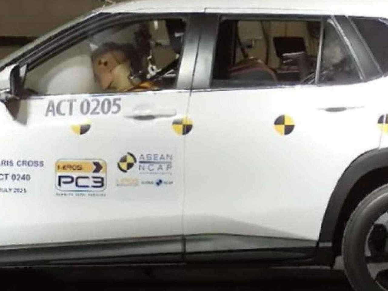 Toyota�yaris-cross 2026 - lateral