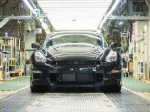 Nissan GT-R R35 sai de linha ap�s 18 anos de produ��o