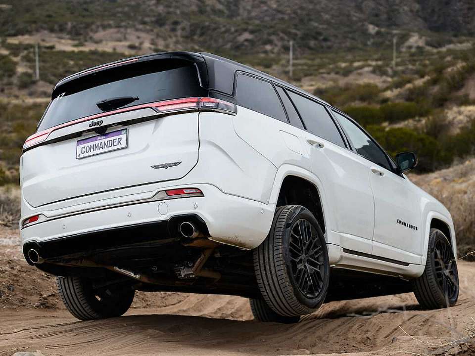 Jeep�Commander 2026 - �ngulo traseiro