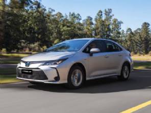 Toyota Corolla: veja 5 motivos para comprar e 5 para fugir do sed�