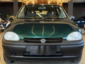Chevrolet Corsa Wind, antecessor do Onix, se mant�m novo; veja o pre�o