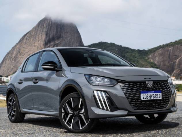 Peugeot 208 despenca nas vendas em junho e fica ainda mais longe de rivais