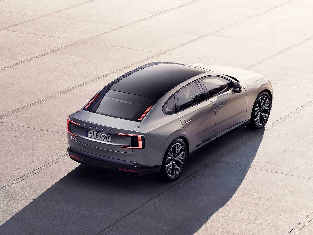 Volvo ES90