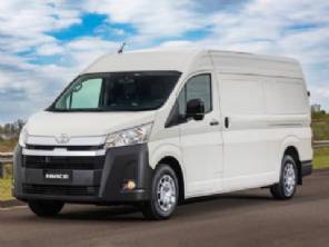 Toyota lan�a vers�o furg�o do Hiace da linha 2026; veja pre�o
