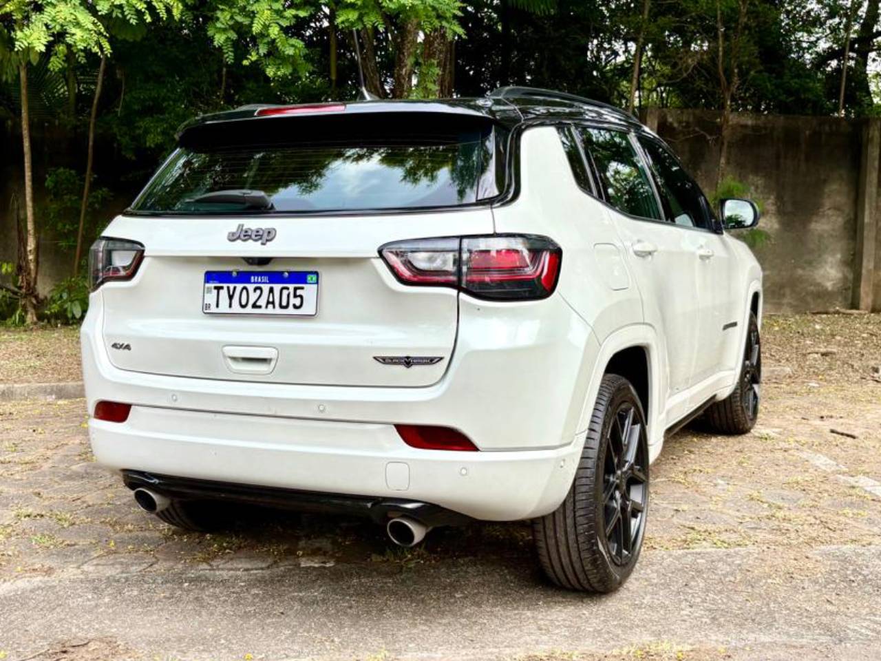 Jeep Compass Blackhawk