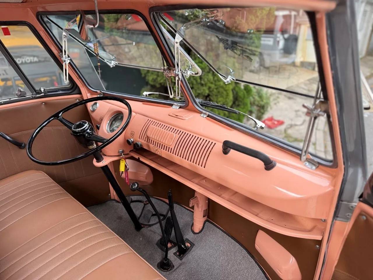VW Kombi VW Kombi