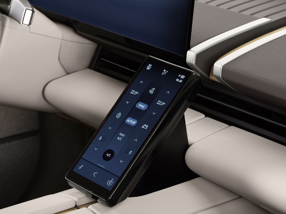 Jaguar�Type 01 2027 - console central
