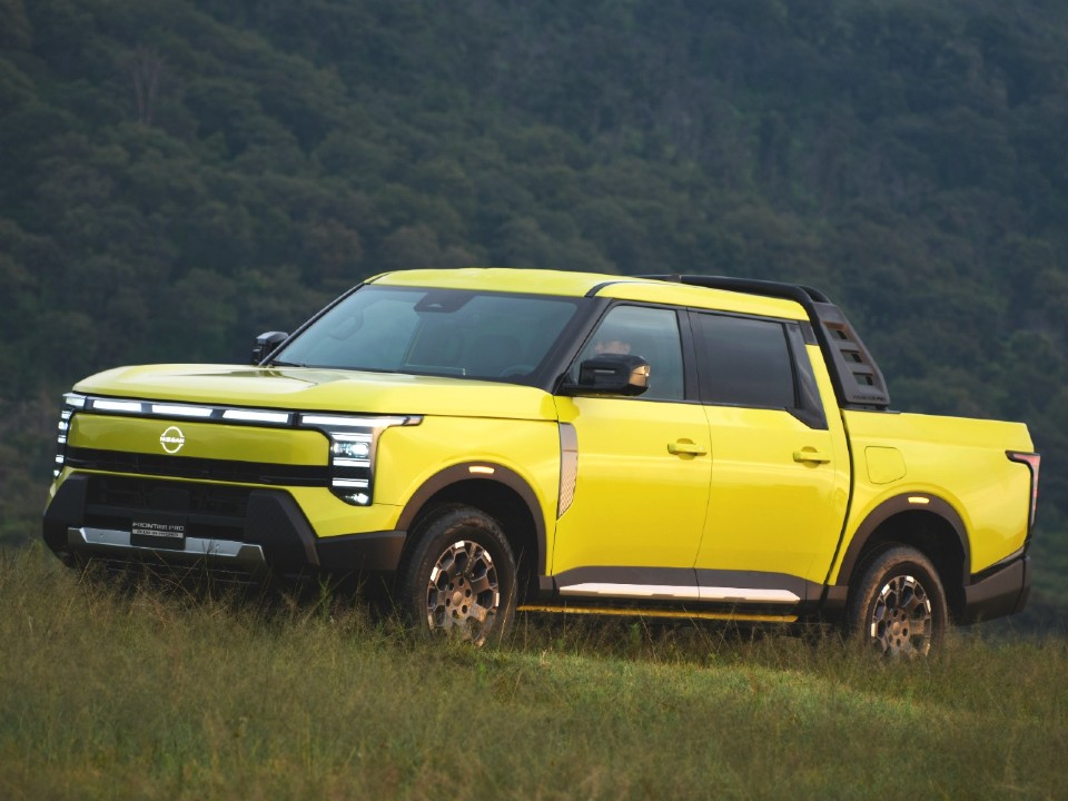 Nissan�Frontier Pro 2026 - �ngulo frontal