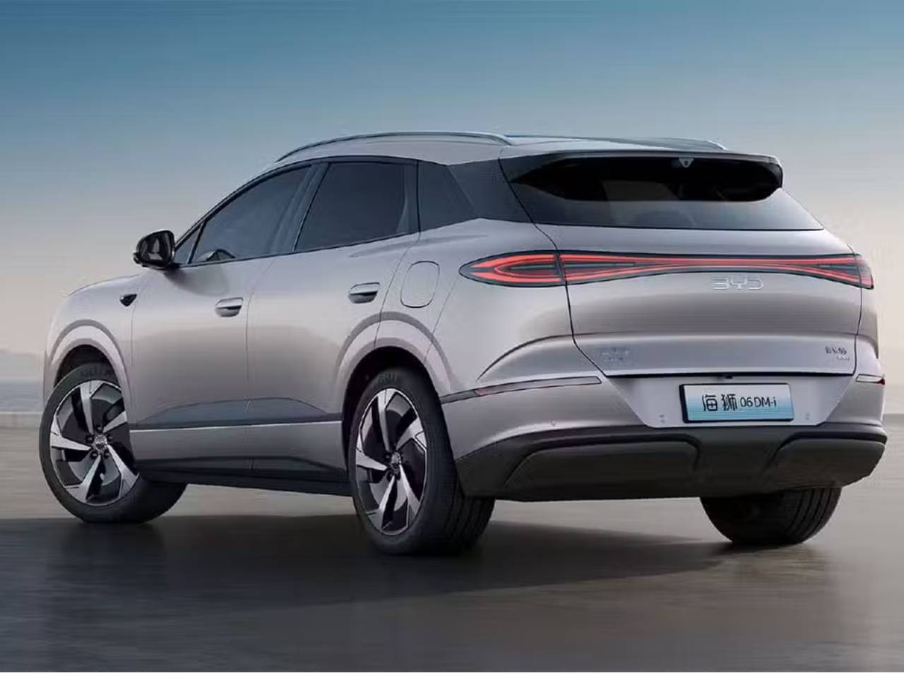 BYD Sealion 6 Plug-in Hybrid BYD Sealion 6 Plug-in Hybrid