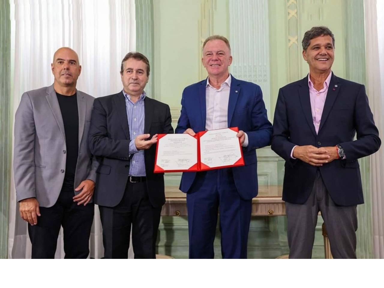 Executivos da GWM e autoridades do Espírito Santo anunciam nova fábrica Executivos da GWM e autoridades do Espírito Santo anunciam nova fábrica