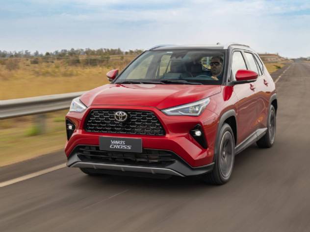 Toyota Yaris Cross h�brido tem desconto R$ 19 mil. Veja outras ofertas da marca