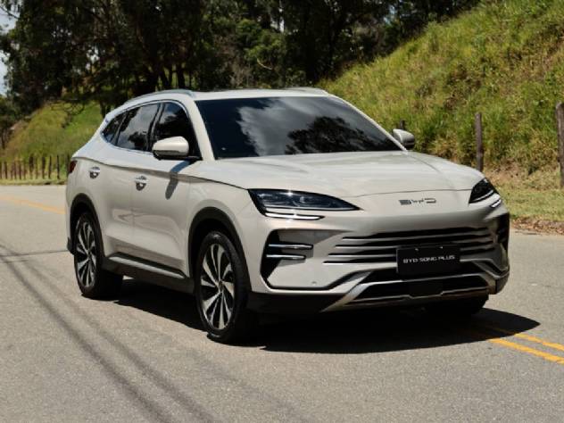 BYD Song Plus e outros 4 SUVs h�bridos que v�o mais longe com um tanque cheio