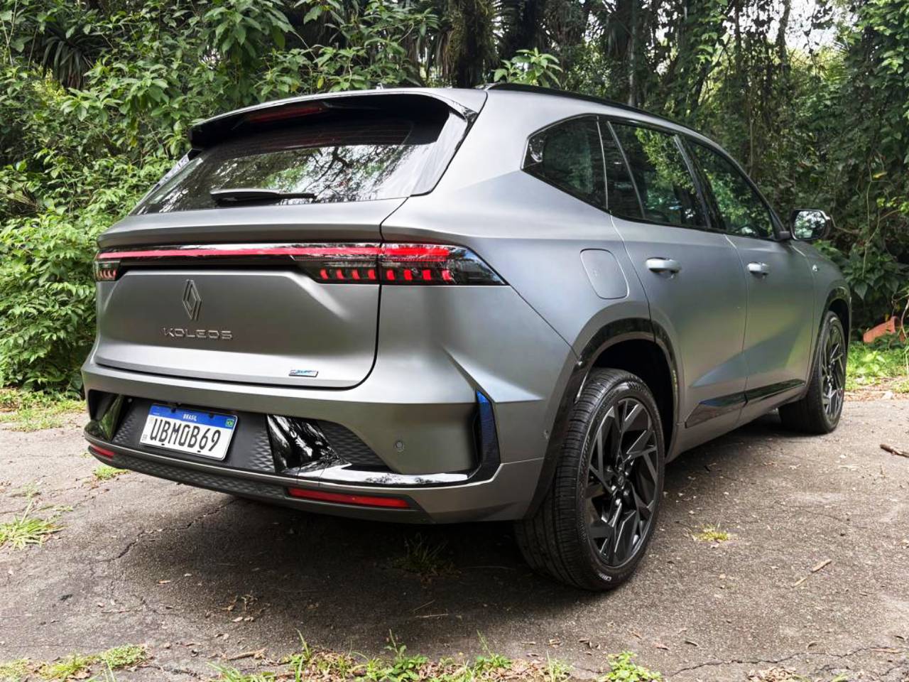 Renault Koleos E-Tech Espirit Alpine Renault Koleos E-Tech Espirit Alpine