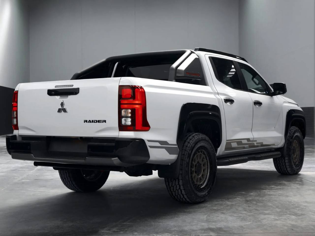 Mitsubishi Triton Raider